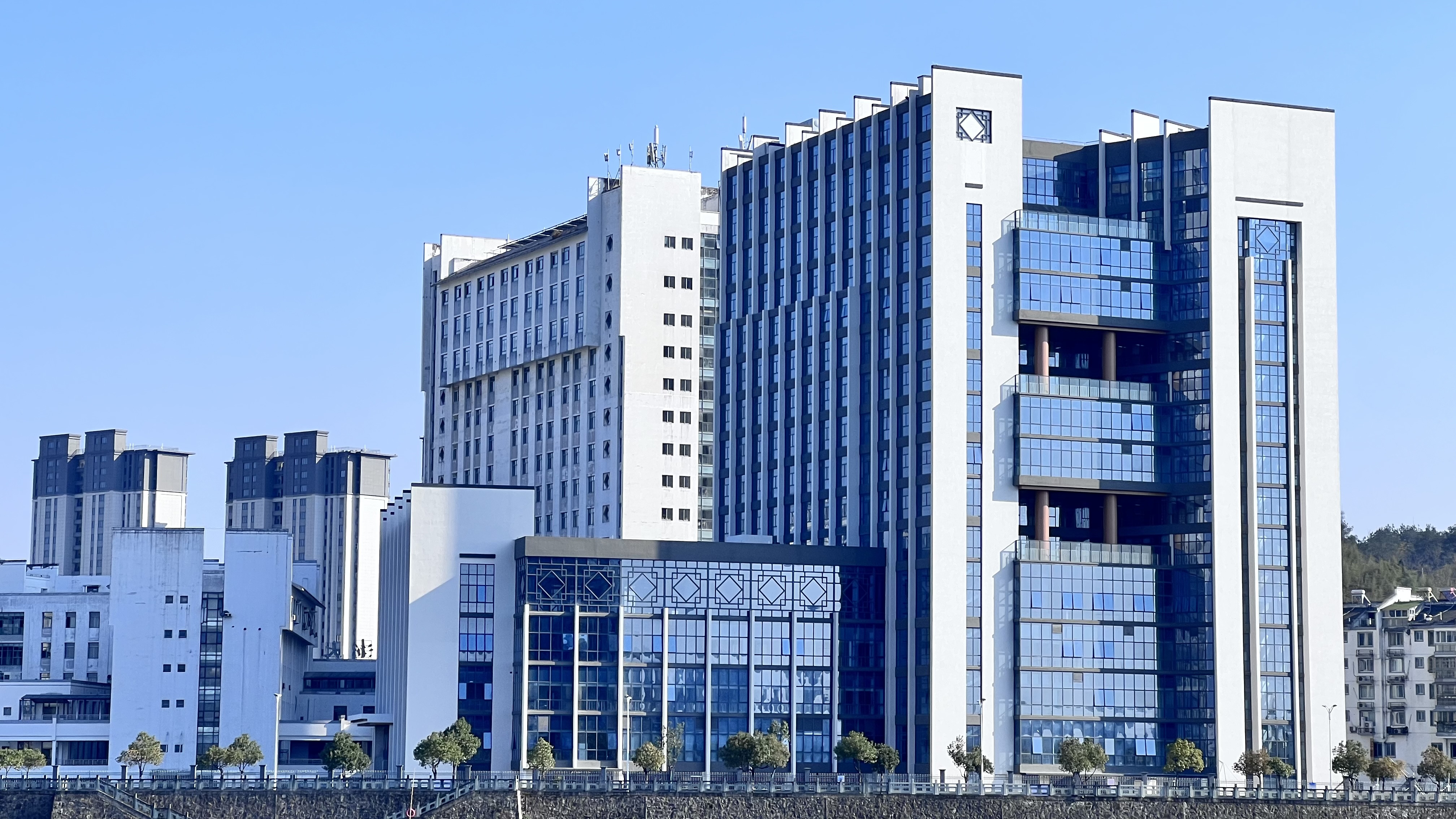 歙縣人民醫(yī)院.jpg